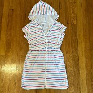 Carter’s rainbow Beach Cover Up, size 8